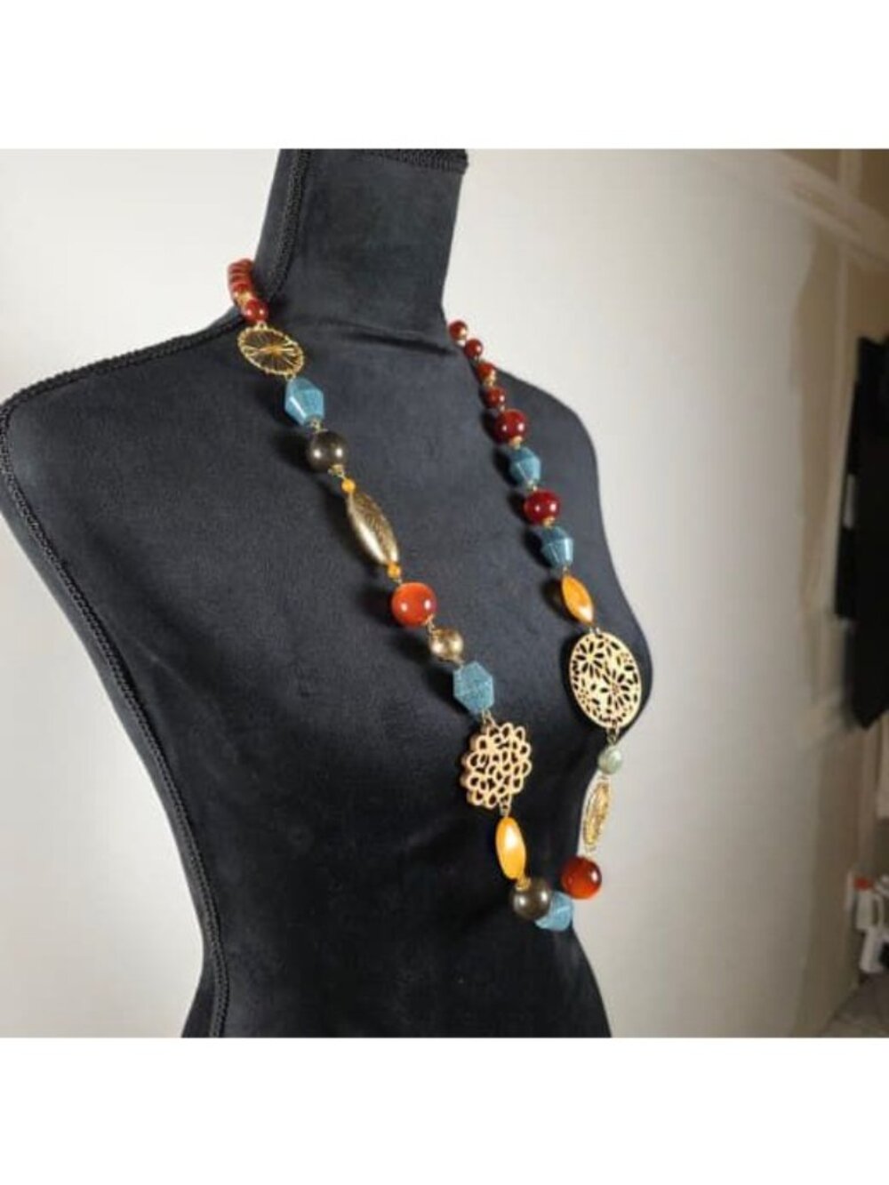 Joan Rivers Classics Long Multicolor Beaded Statement Necklace Gold Tone - Picture 2 of 3